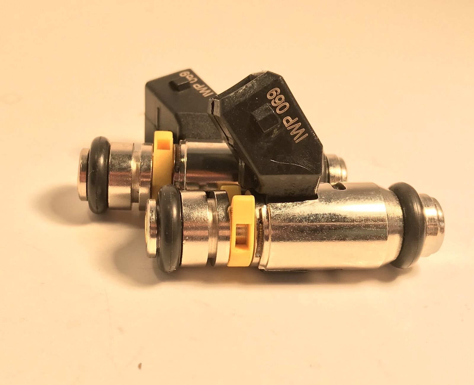 5.7g/s Fuel Injectors for HarleyDavidson 200016 Twin Cam EFI Fuel