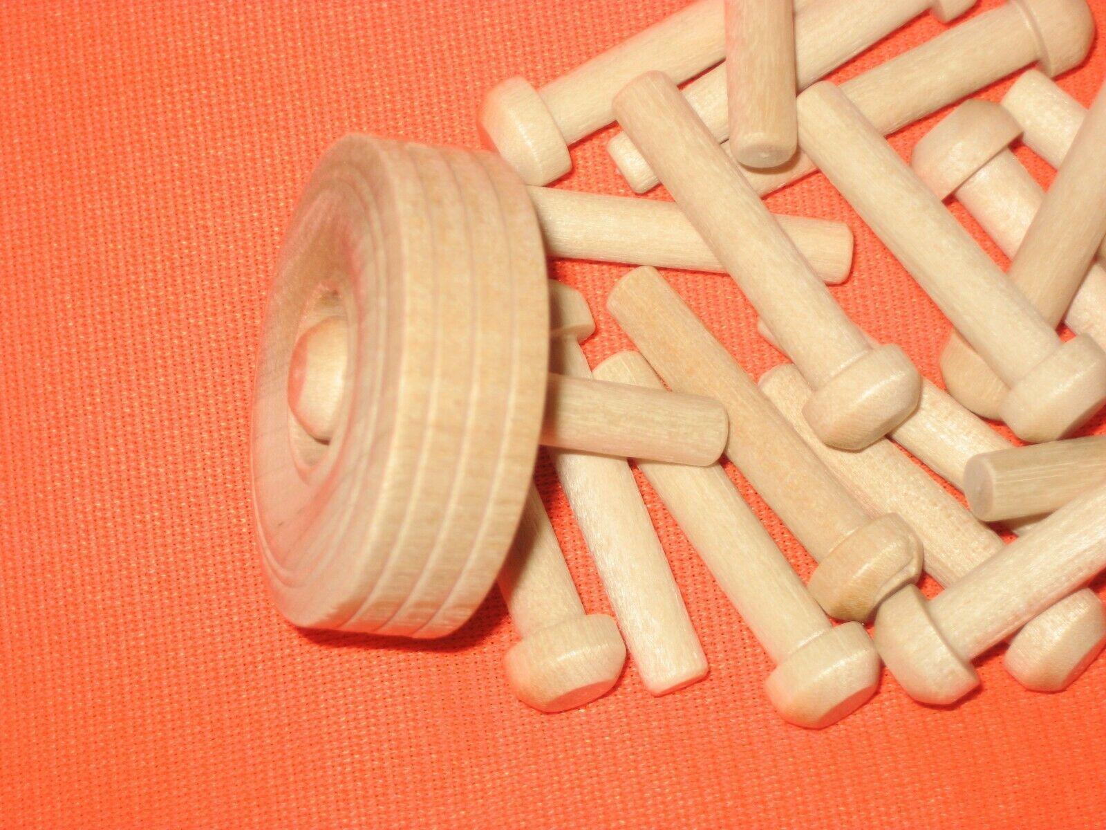 1/4" x 13/8" Wood Axle Pegs for Truck Car WheelsLot of 12 Wooden Toy