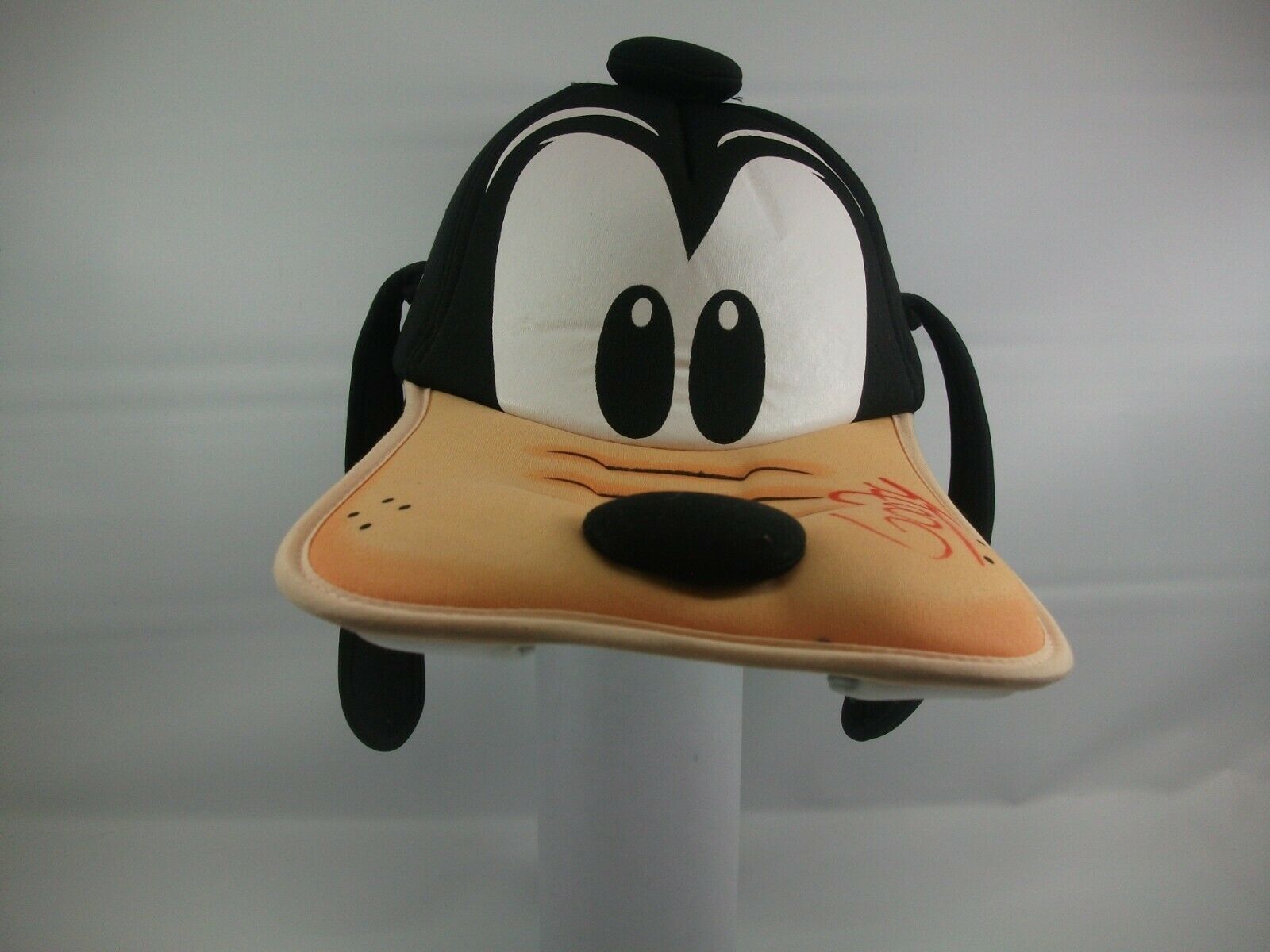 Goofy Autographed Disney Parks Hat Adult Black Beige