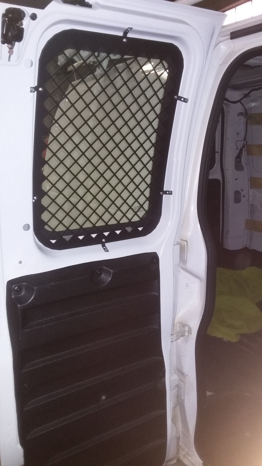 19962016 G.m. savana Chevy Express van side swing doors safety window