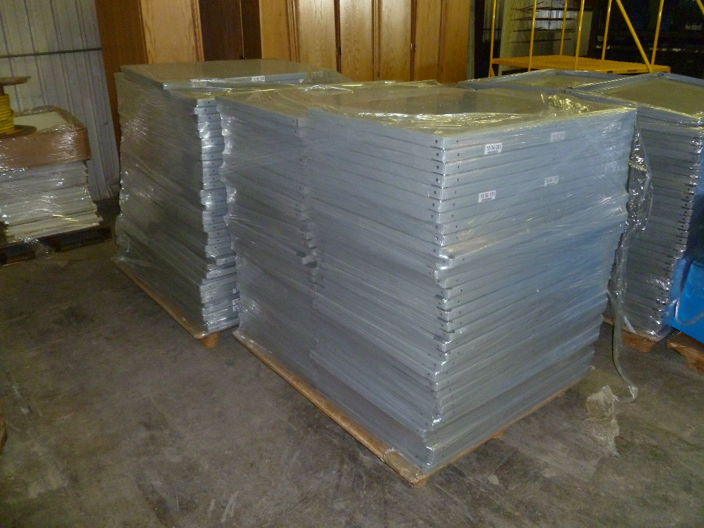 5 PACK USED LYON BOX SHELVES 24" x 36" STEEL SHELVING 8562M1 BINS