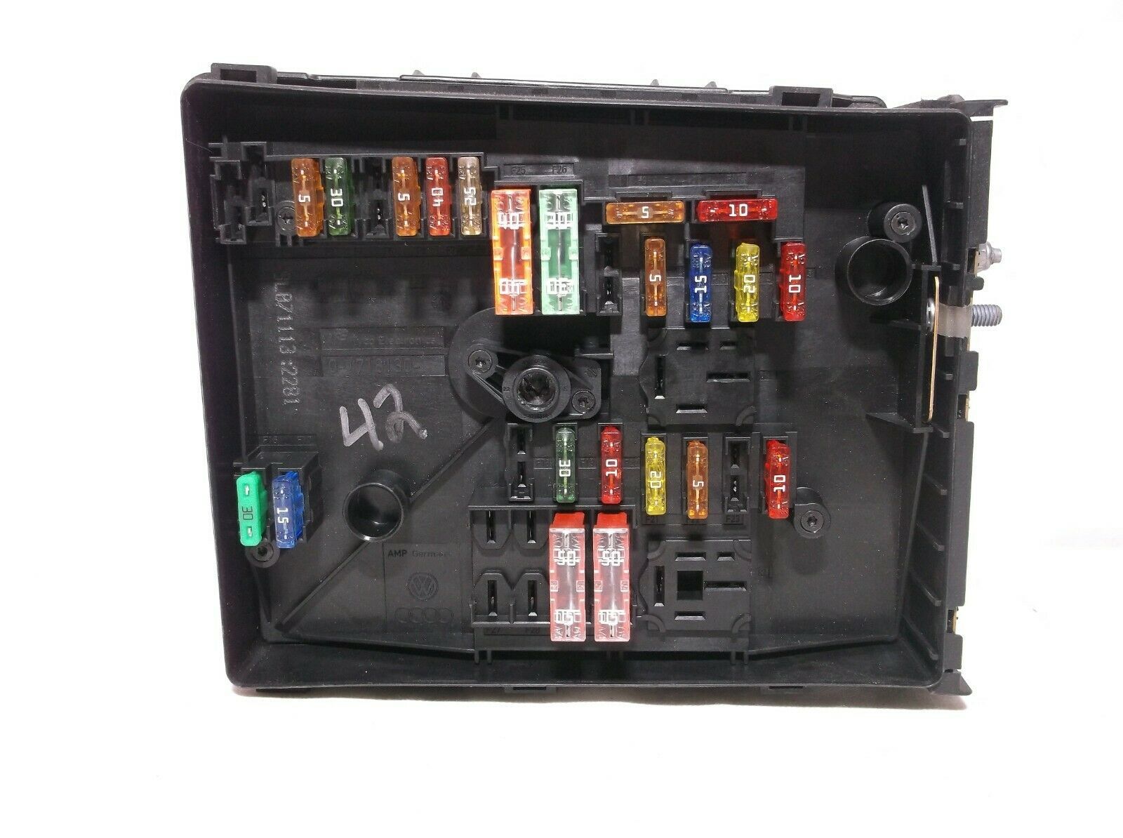 09-10-11 VOLKSWAGEN/VW TIGUAN/ FUSE/ RELAY/ BOX - Fuses ... 2010 volkswagen tiguan fuse box 