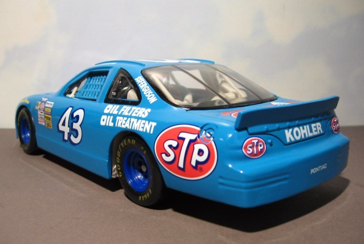 richard petty diecast collectibles