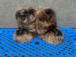 Double-Sided Raccoon Fur Boots For Outdoor Eskimo Fur Boots Arctic Boots Natural image 6