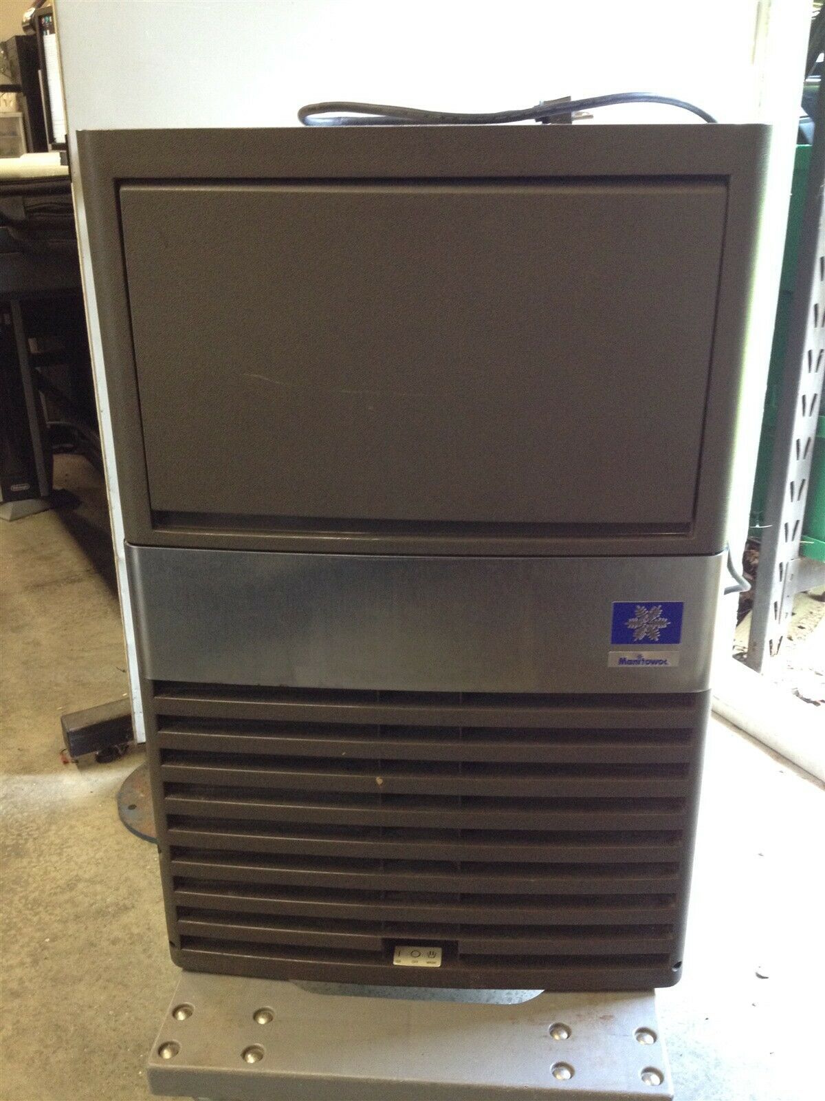 Manitowoc QM45A Commercial Ice Maker tested working Other Business & Industrial