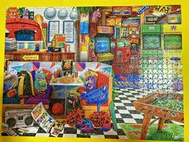 Buffalo 1000 Piece Jigsaw Puzzle Aimee Stewart Pixels and Pizza  - $15.83