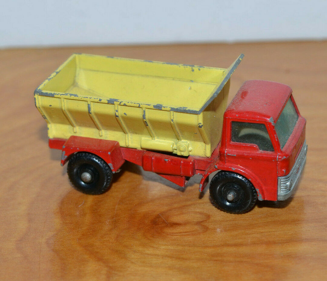 matchbox grit spreading truck