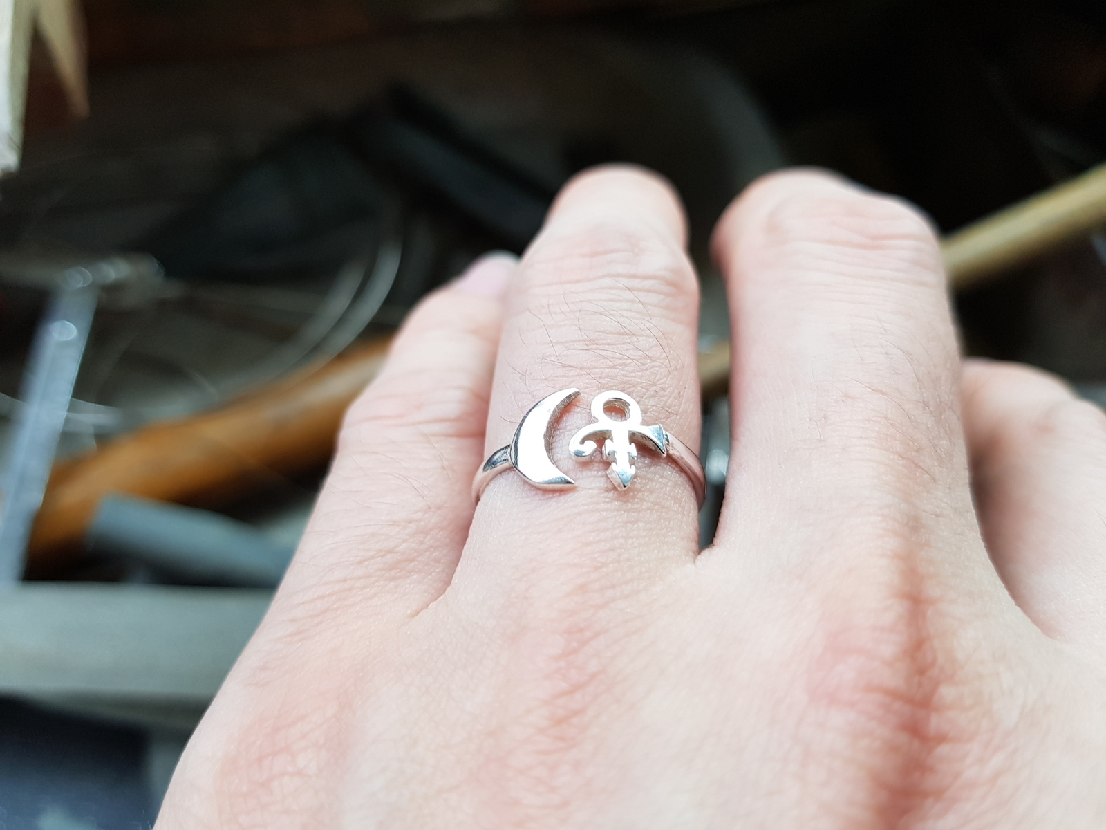 Ring - Moon crest - Love - Remembrance Symbol - Sterling Silver