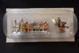 Disneyland California chip and dale tree house & River Bell Terrace Deagostini - $27.85