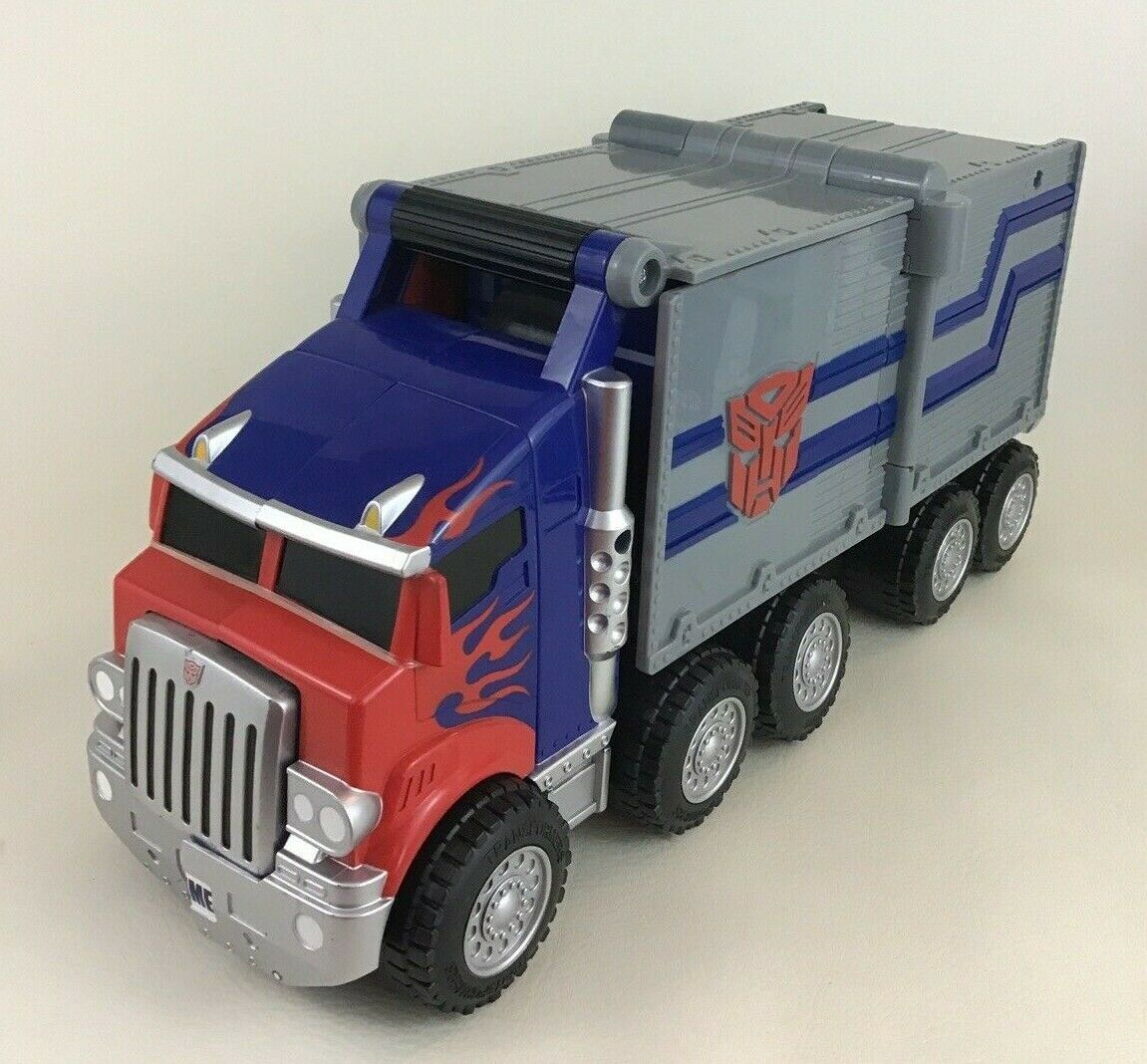 transformers optimus prime battle rig blaster