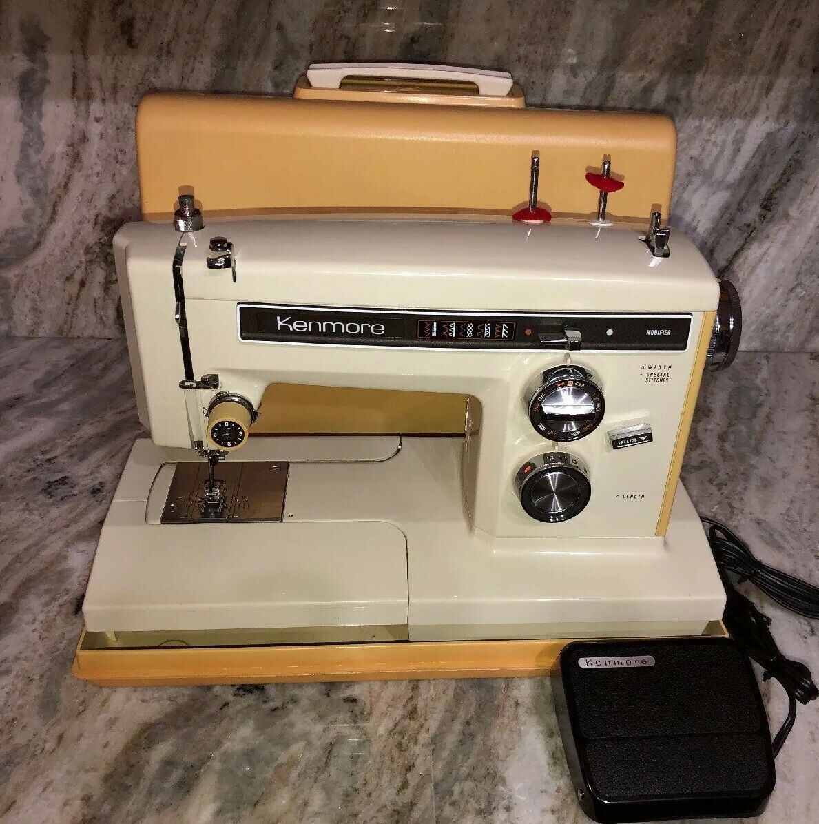 KENMORE ZIGZAG SEWING MACHINE 1641 FREE ARM CONVERTABLE 158.16410