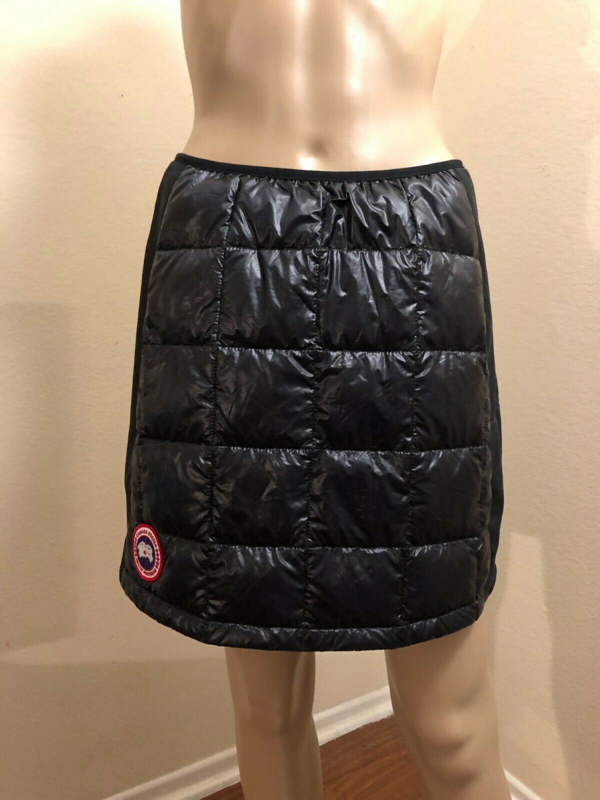 CANADA GOOSE PUFFER BLACK SKIRT 'HYBRIDGE' LITE SKIRT L - Skirts