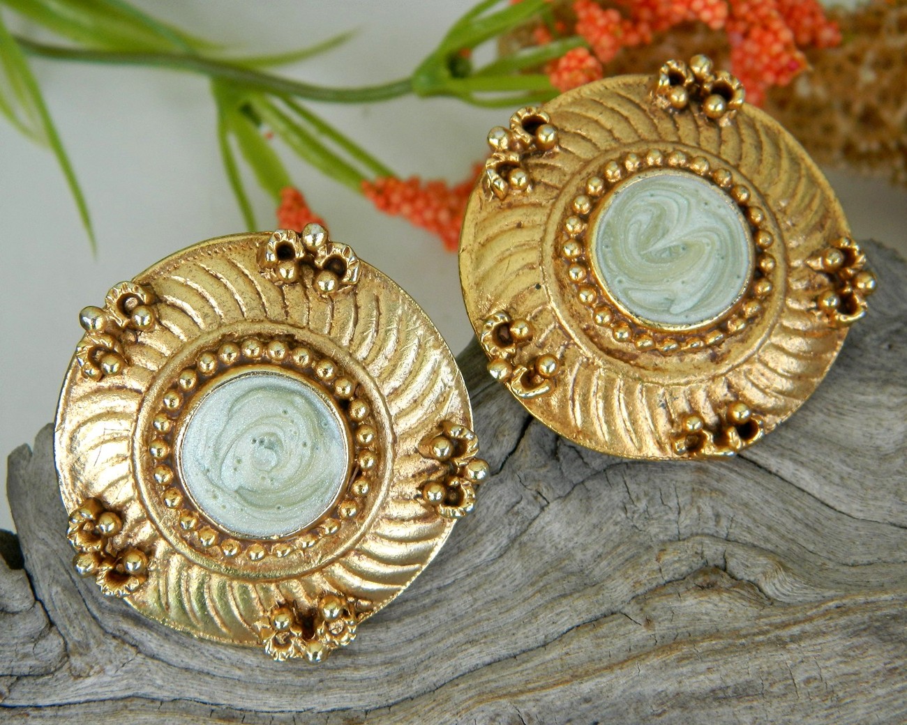 Vintage Mint Green Enamel Gold Tone Earrings Signed Pisces Pierced