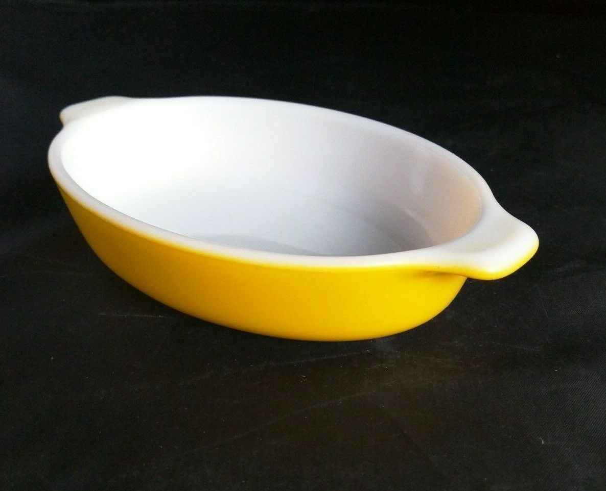 Pyrex Tableware Corning Au Gratin Pixie Dish Yellow Casserole Vtg USA