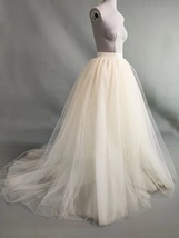 Women Floor Length Tulle Skirt Outfit Champagne Wedding Guest Tulle Maxi Skirt image 3