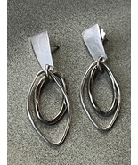 Estate Thin Silvertone Trapezoid w Hammered Pinched Oval Dangle Post Ear... - $11.29