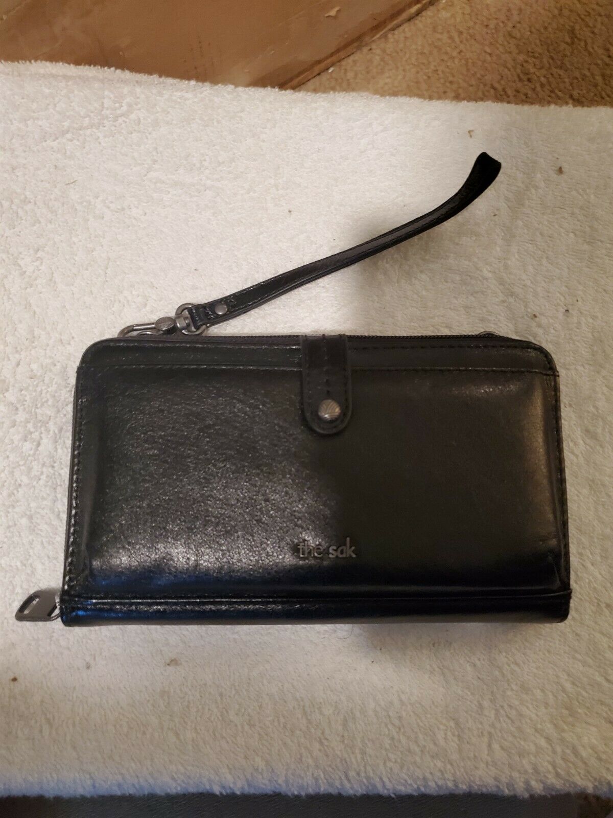 sak wallet crossbody