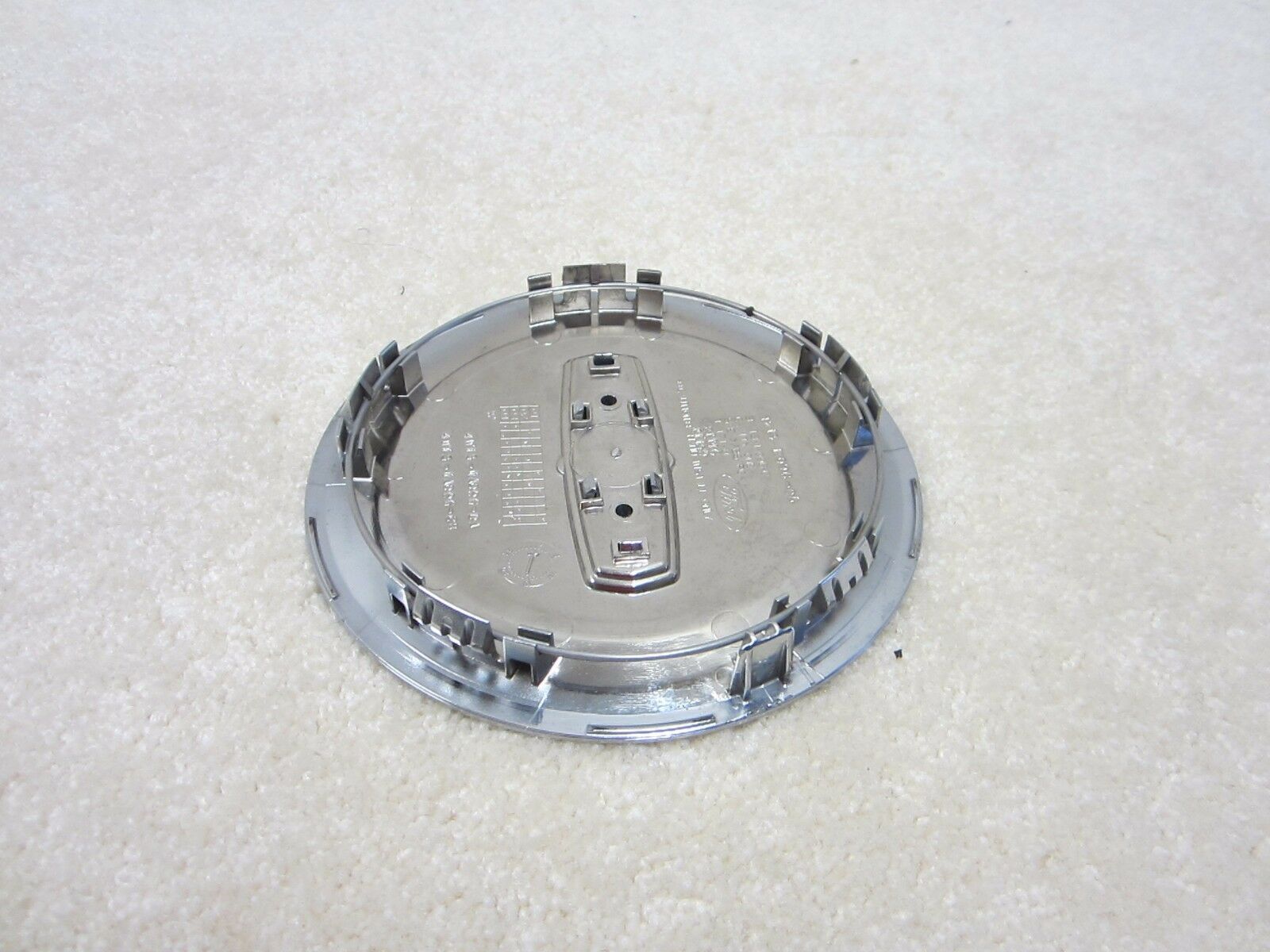 2003 2004 LINCOLN TOWN CAR 17" CHROME WHEEL CENTER CAP 5W131A096AB 736N Wheel Center Caps