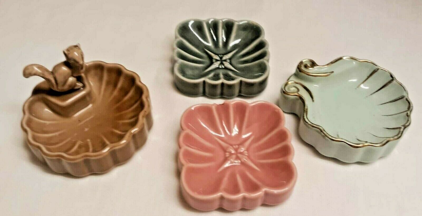 Primary image for 4 Vintage 1950's Wade Ring Pin Trinket Dishes Whimtray Squirrel Shell Pink Green