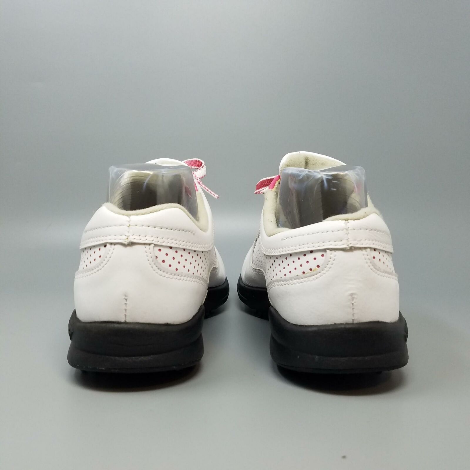 pink footjoy golf shoes