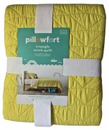 Pillowfort Unisex Yellow Quilt Twin Bed Triangle Stitch Yellow Comforter... - $28.70