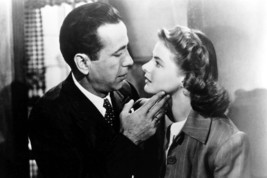 Casablanca classic Humphrey Bogart and Ingrid Bergman about to kiss 18x24 Poster - $23.99