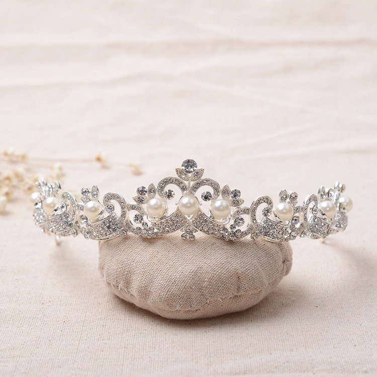Magnificent Pearl Rhinestone Bridal Crowns Tiaras Fashion Crystal Diadem for Bri
