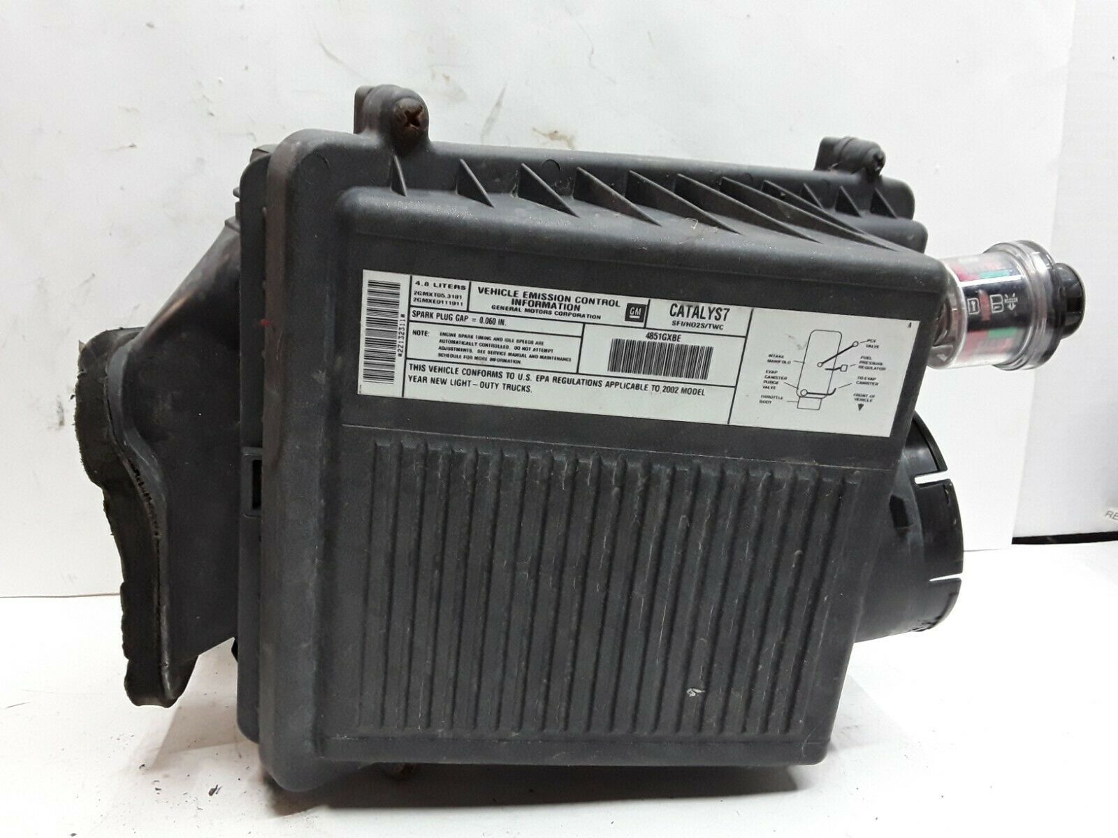 99 00 01 02 Chevy Silverado GMC Sierra Avalanche 4.8 L engine air