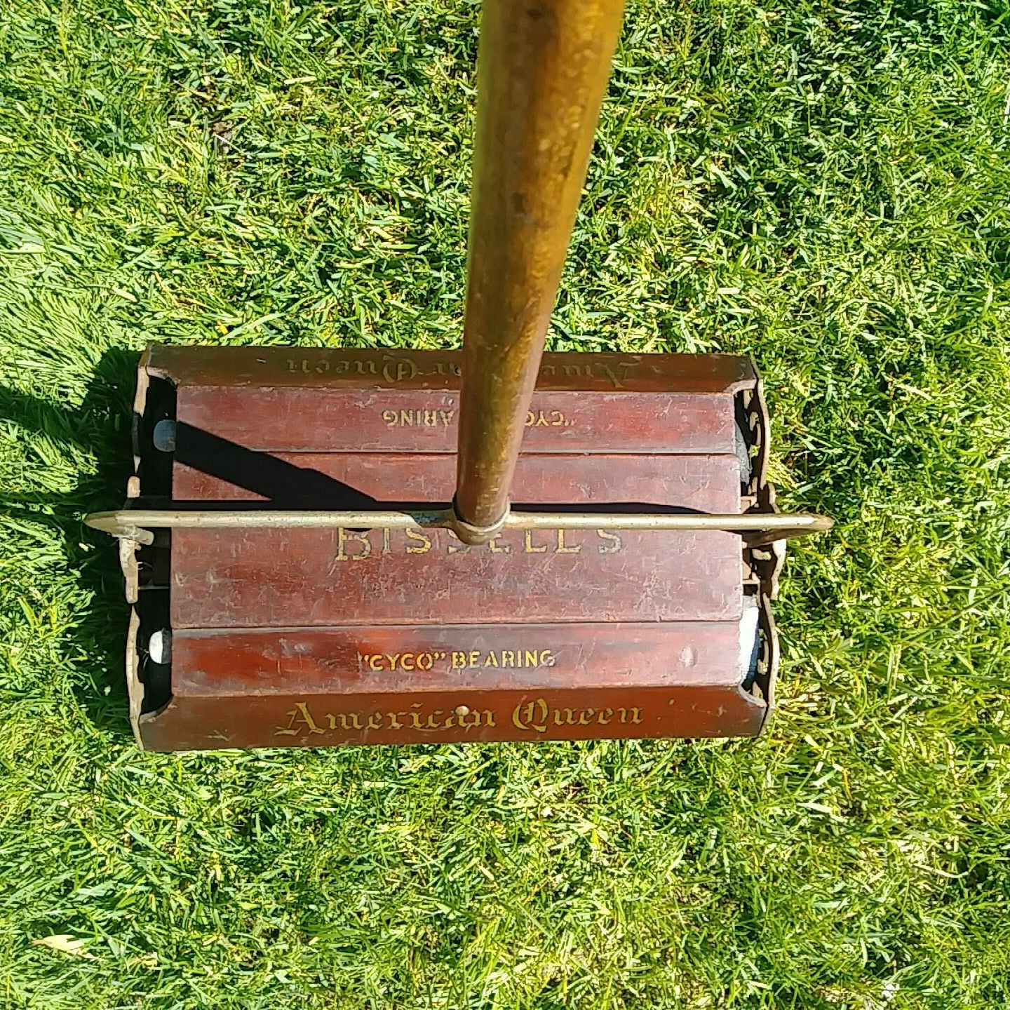 Antique Bissell's American Queen Sweeper Vacuum Rare Wooden Carpet