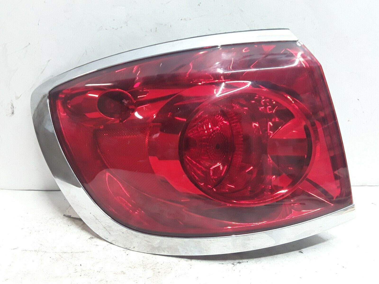 08 09 10 11 12 Buick Enclave left driver side outer tail light OEM Tail Lights