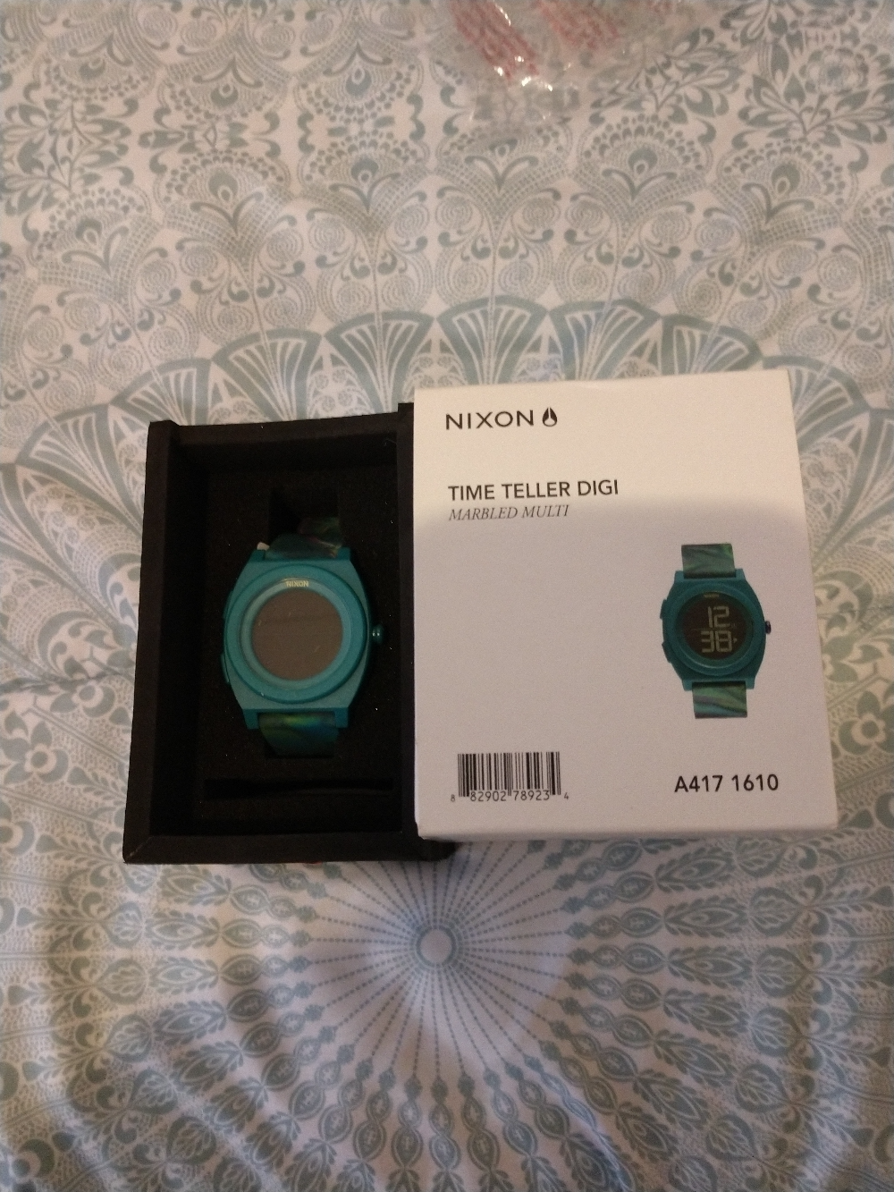 nixon time teller digital