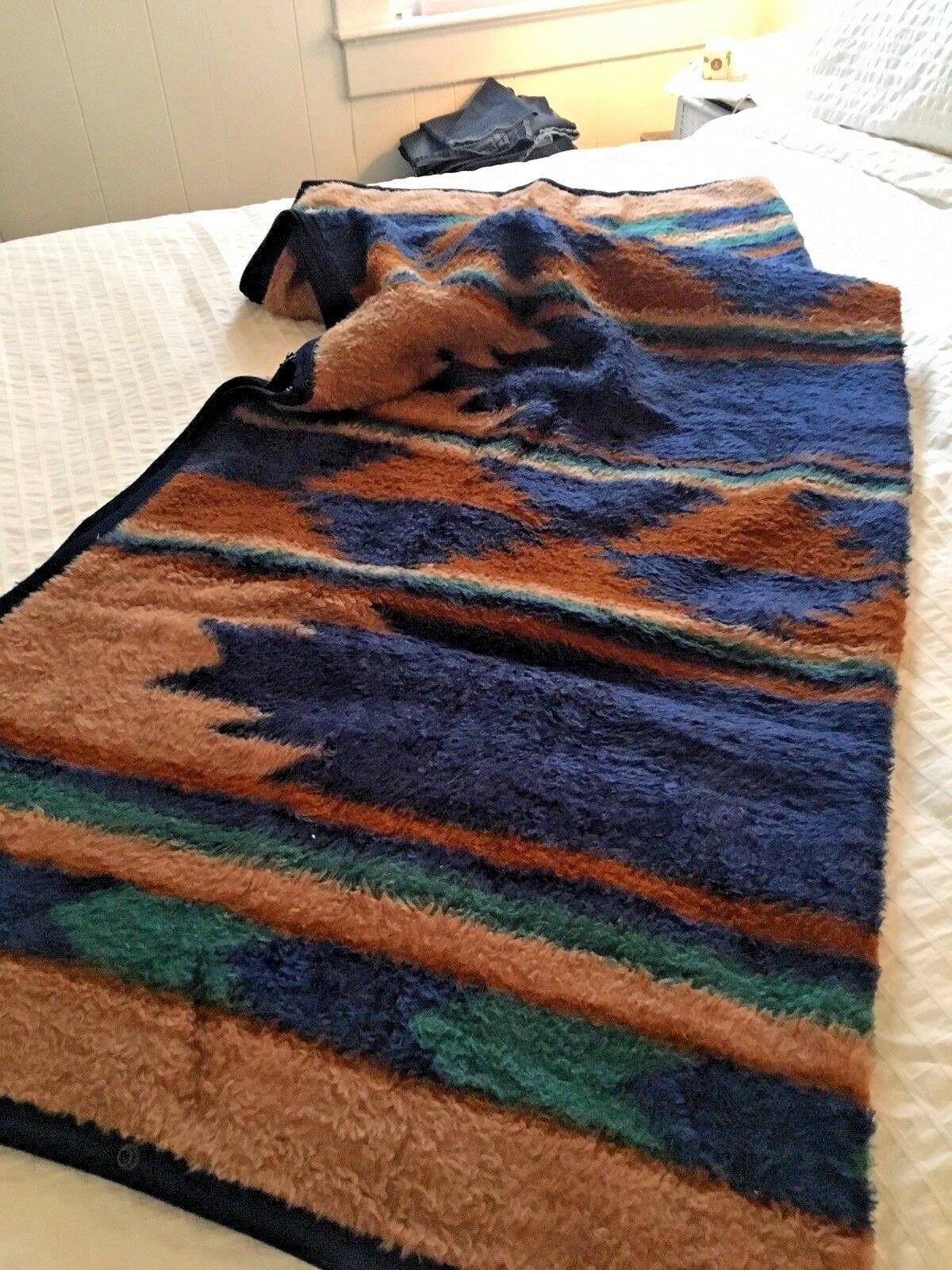 BIEDERLACK VTG Native Southwest Snap Zip Sleeping Bag Wrap Blanket