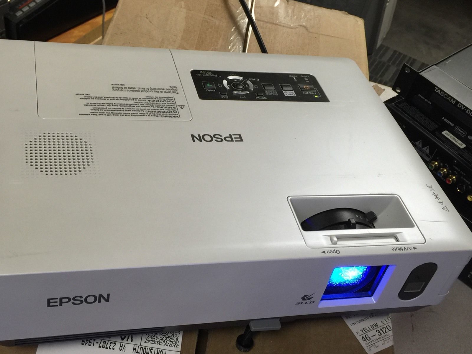 Epson PowerLite 1810p LCD Projector Working Lamp Hours 691 W Bag Home