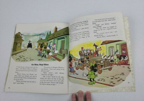 VTG A Golden Book 1977 Walt Disney’s Mickey and His Friends 8 Funtime  Stories