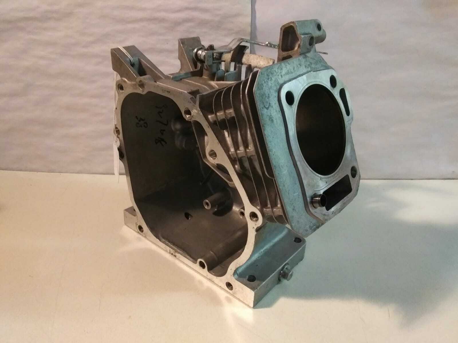 GENUINE LCT ARIENS SNOW BLOWER ENGINE CRANKCASE PART NUMBER 20001002