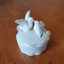 Vintage Porcelain Trinket Box with Birds and Flower, Ceramic Doves Bird Figurine image 5