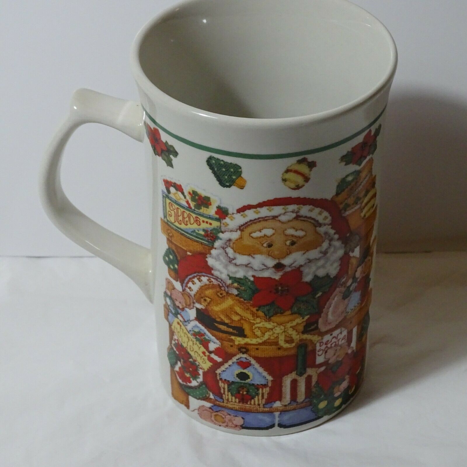 Royal Norfolk Coffee Mug Cup Christmas Santa Beige Red Green - Mugs