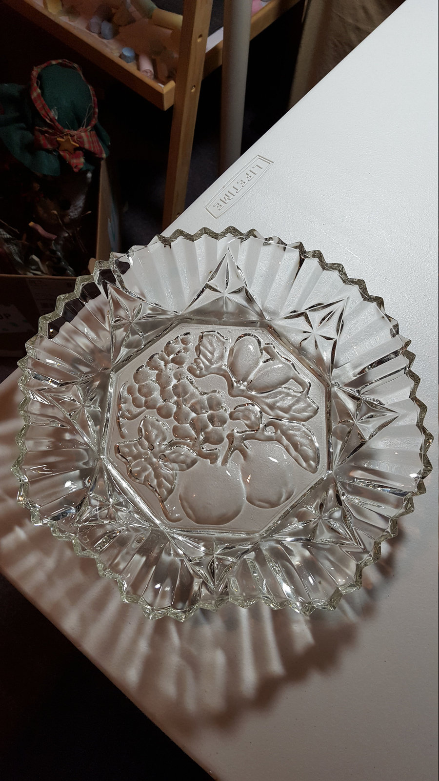 Vintage Glass Fruit Dish Ivy pattern