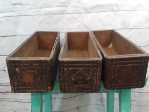 Vintage Singer Treadle Sewing Machine And 12 Similar Items