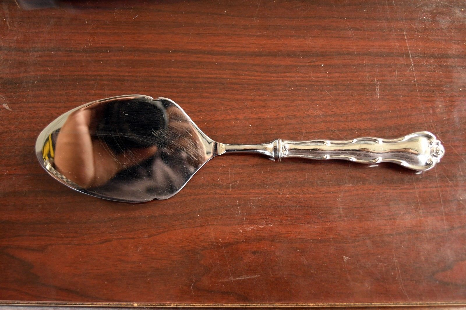 NO MONO Wallace Sir Christopher Sterling Silver Demitasse Spoon 4-1//8/"