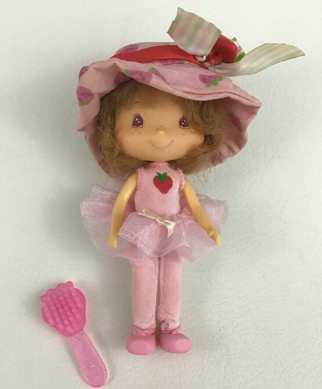 strawberry shortcake doll the entertainer