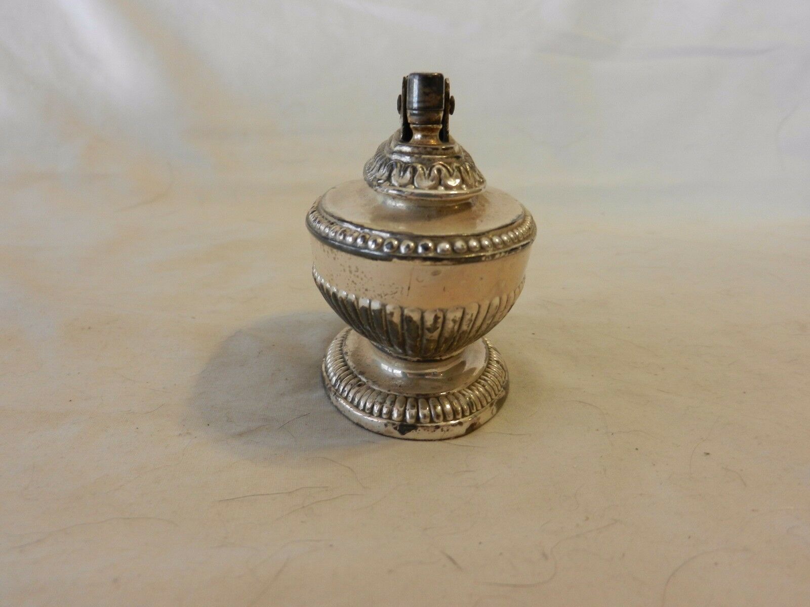 Vintage Ronson Silverplated Queen Anne Tabletop Lighter Ronson