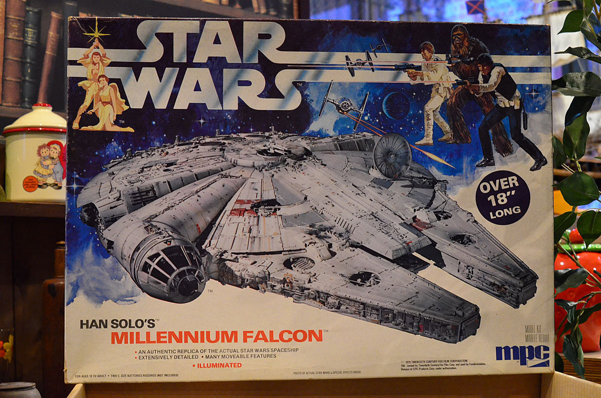 millennium falcon plastic toy