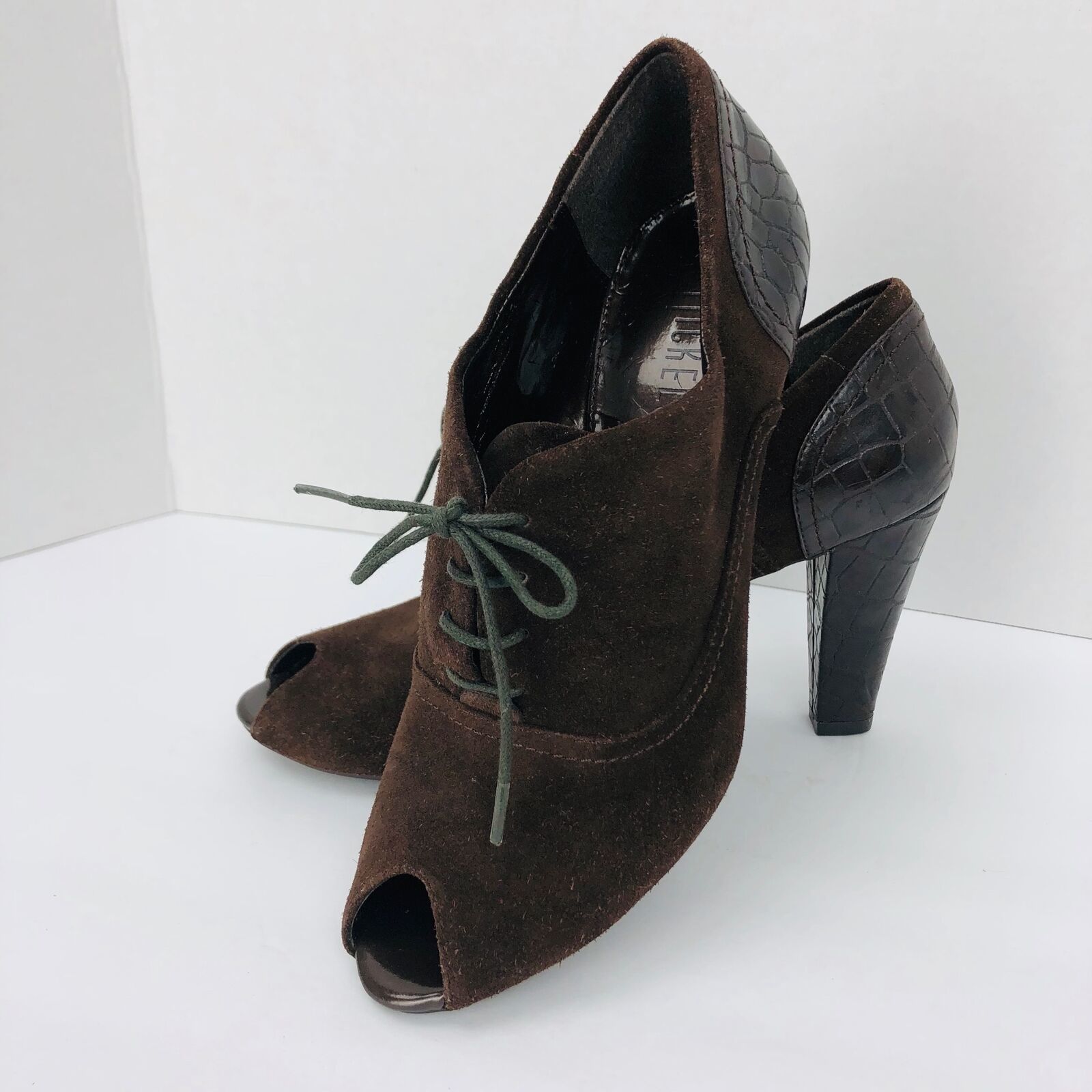 nickels shoes