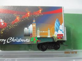 Micro-Trains # 10158740 Christmas Around the World 40' Hy-Cube Box Car N-Scale image 3