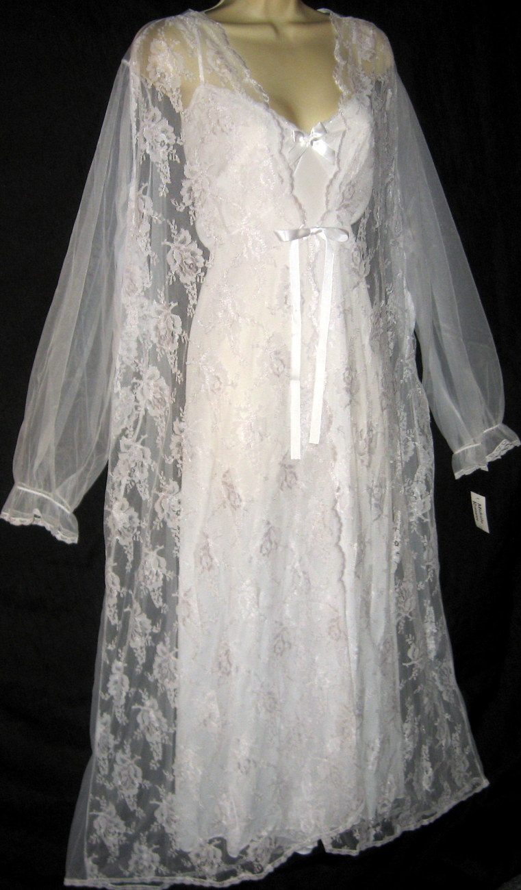 Plus Size White Bridal Peignoir and Long Nightgown 2X NWT - Sleepwear ...