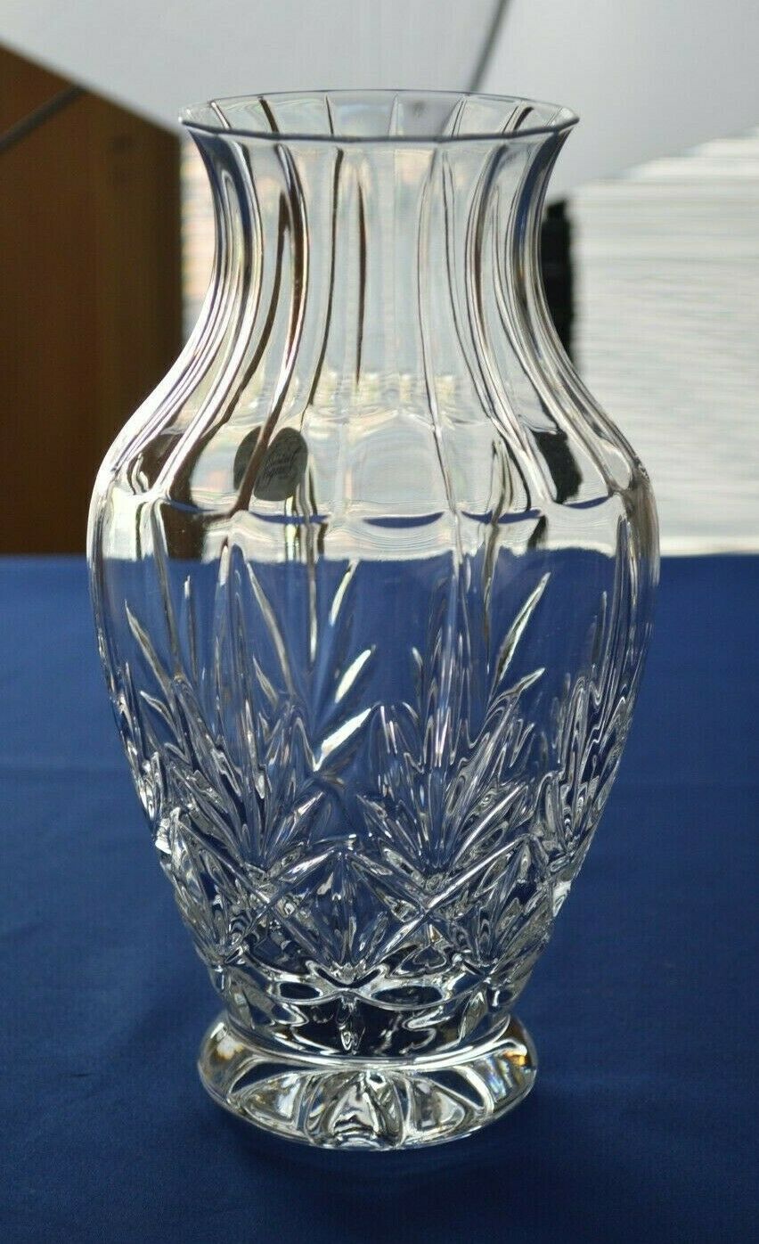 Cristal d'Arques Crystal Vase Pineapple Pattern 9 1/8" tall J.G. Durand, Cristal d'Arques