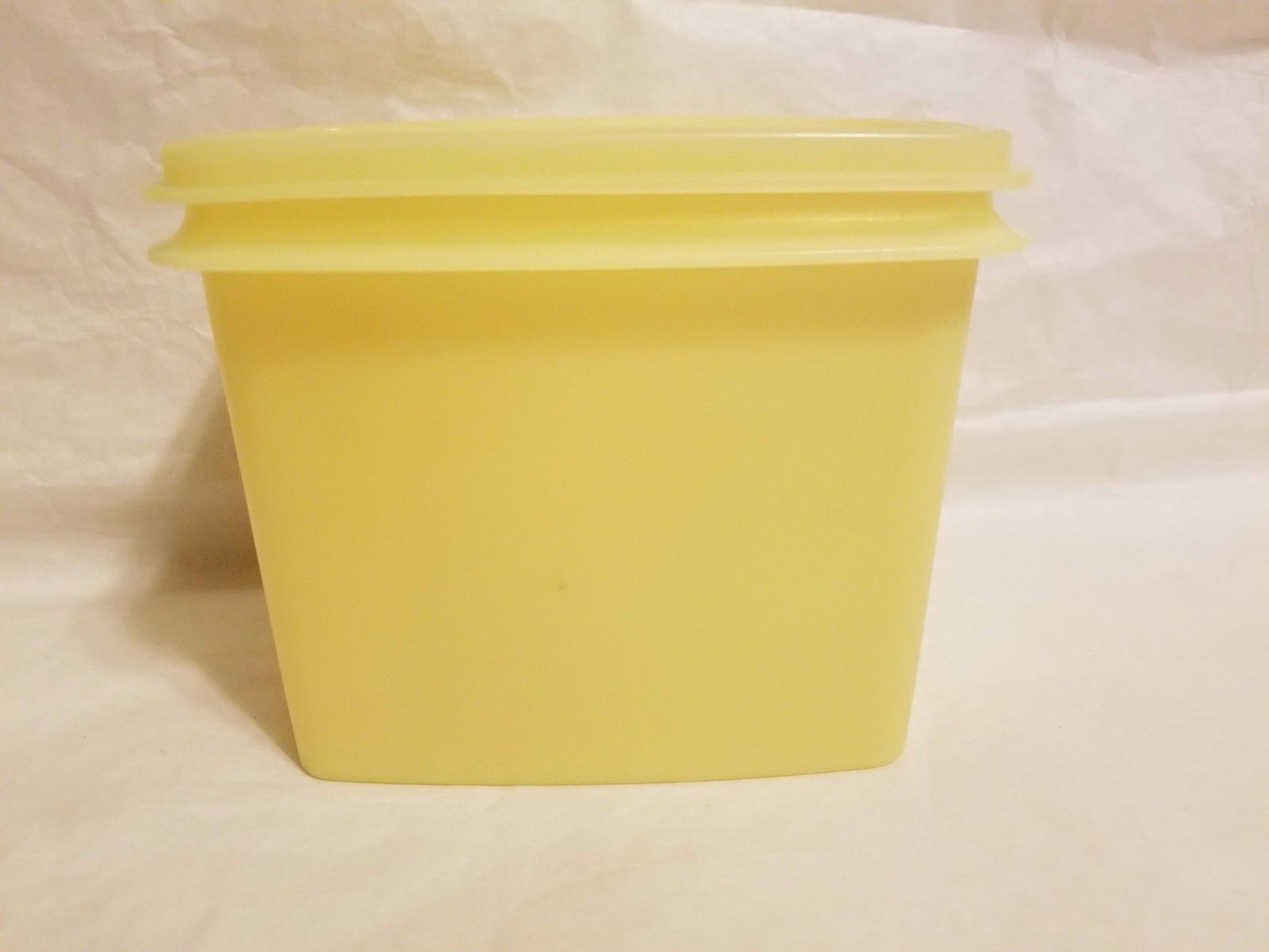 Kitchen & Dining Yellow Tupperware container Kitchen Storage