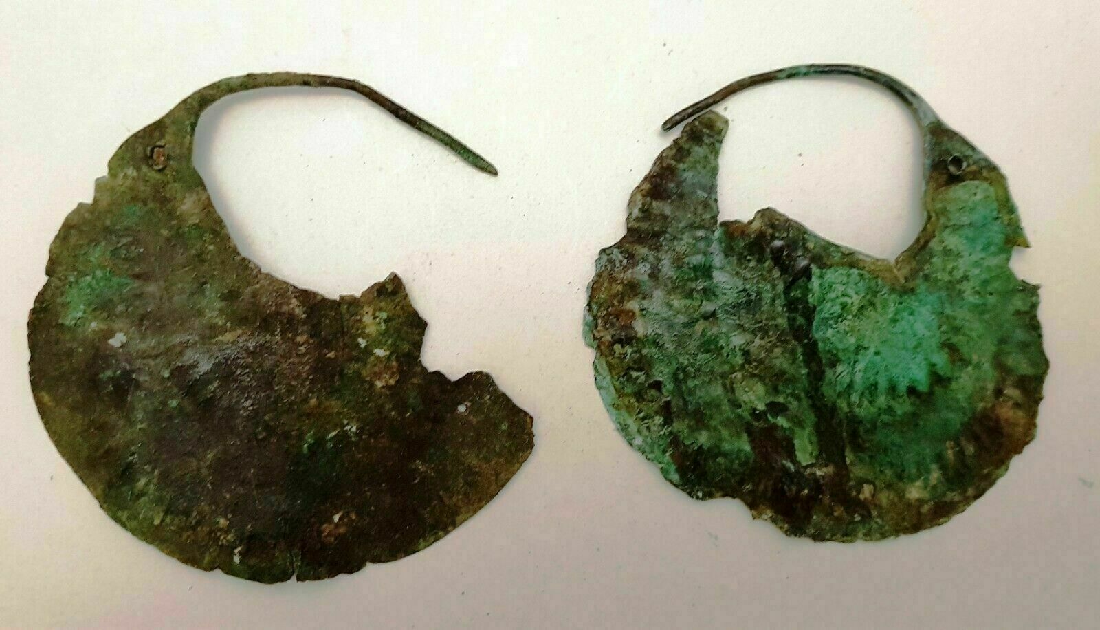 VERY RARE SUPERB HUGE BRONZE AGE EARRINGS, circa 10th CENTURY B.C. Other