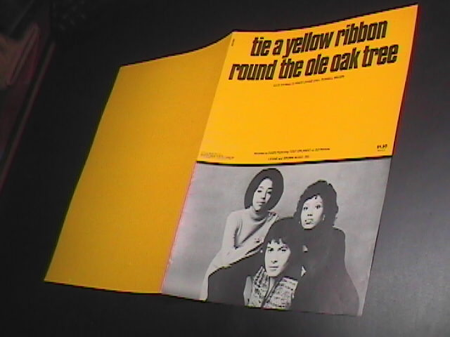 Dawn Tie A Yellow Ribbon Round The Ole Oak Tree